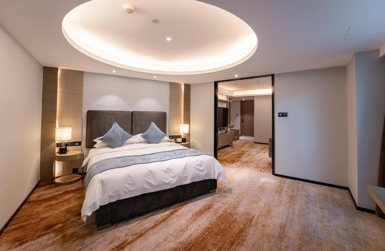 深圳东门中泰来大酒店 4*